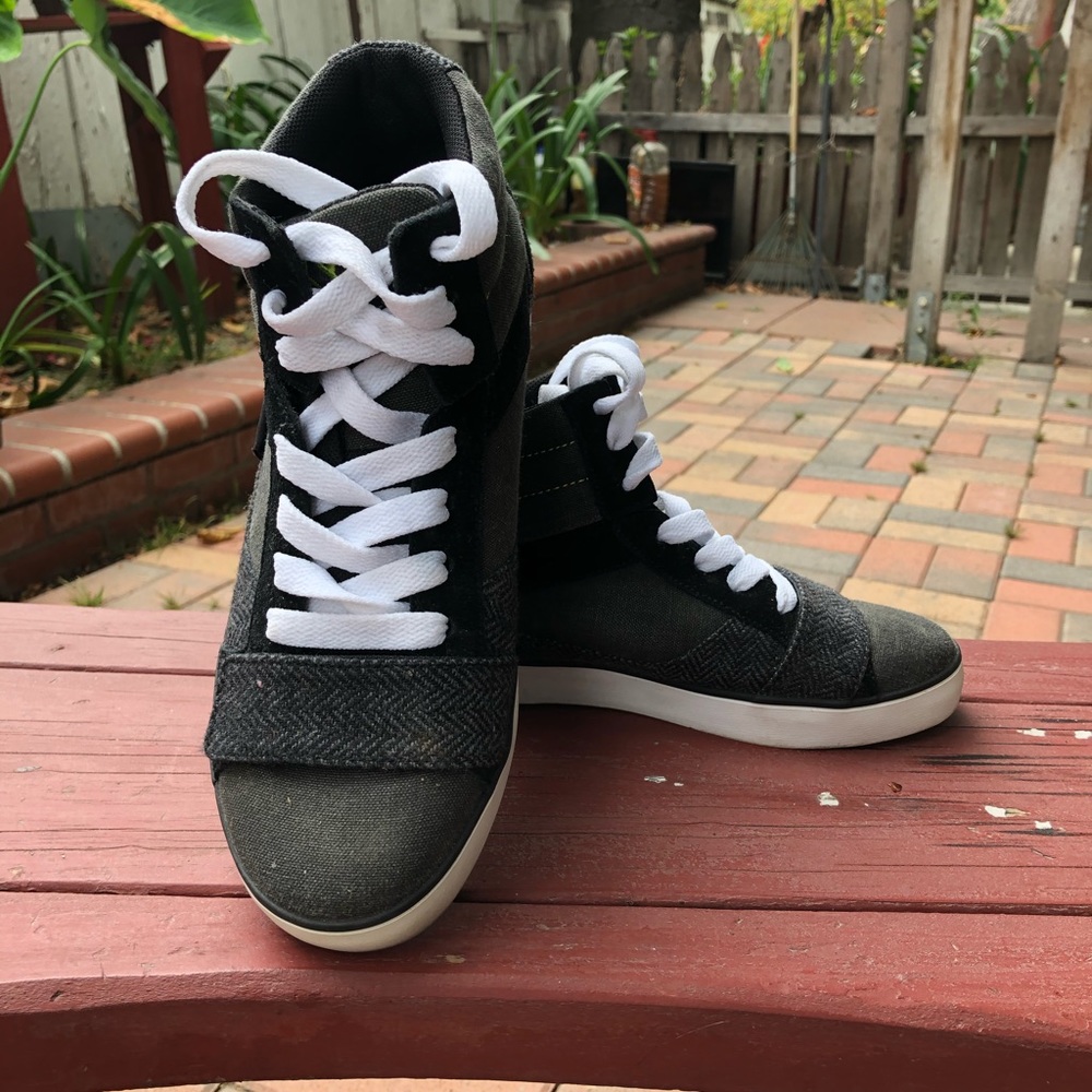 Roxy shoes